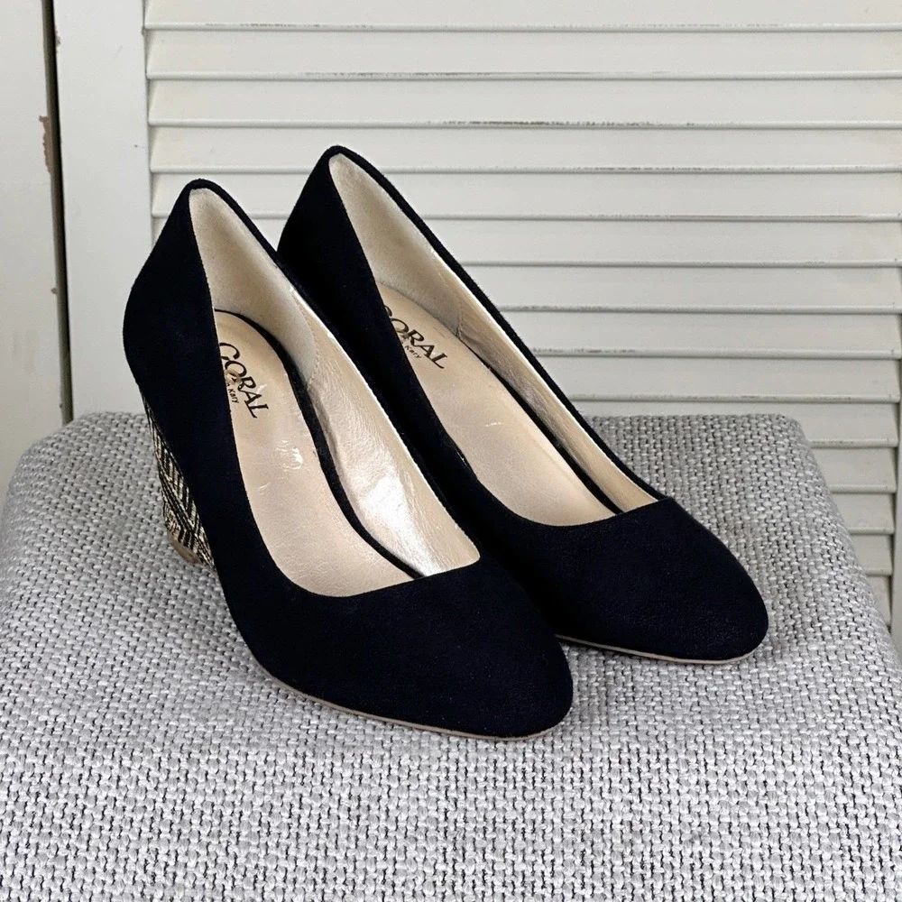 Chic Eva by Coral 8 AK Black & Tan Wedges Modern Classic Geometric Heels Size 6‎